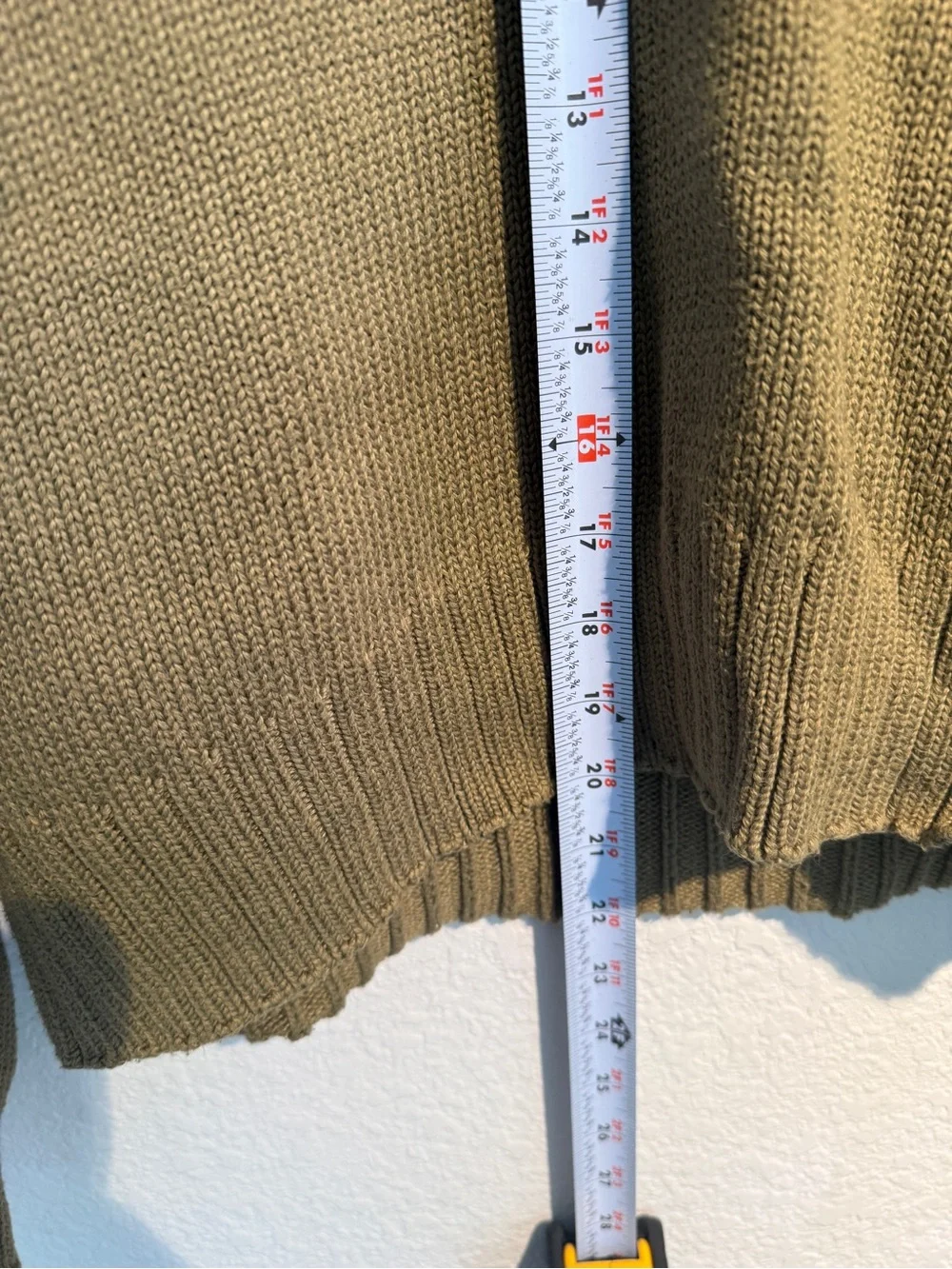 Vintage Men’s thick cotton Quarter zip sweater